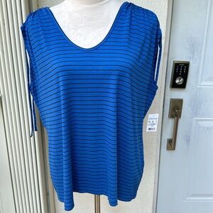 ROSEMONT & STATE. NWT. Blue/Black Ladies Top. S-L.Sleeveless.Ruched at S…